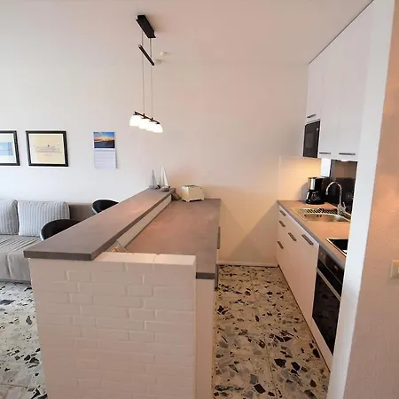 Hohes-ufer-12-meeresrauschen-h *